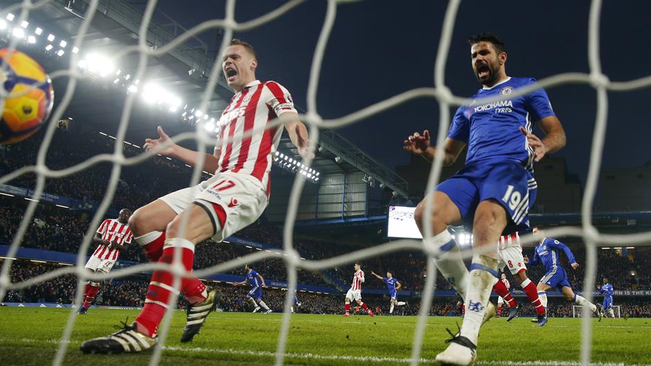 2016-12-31T170811Z_126205691_MT1ACI14714758_RTRMADP_3_SOCCER-ENGLAND-CHE-STK