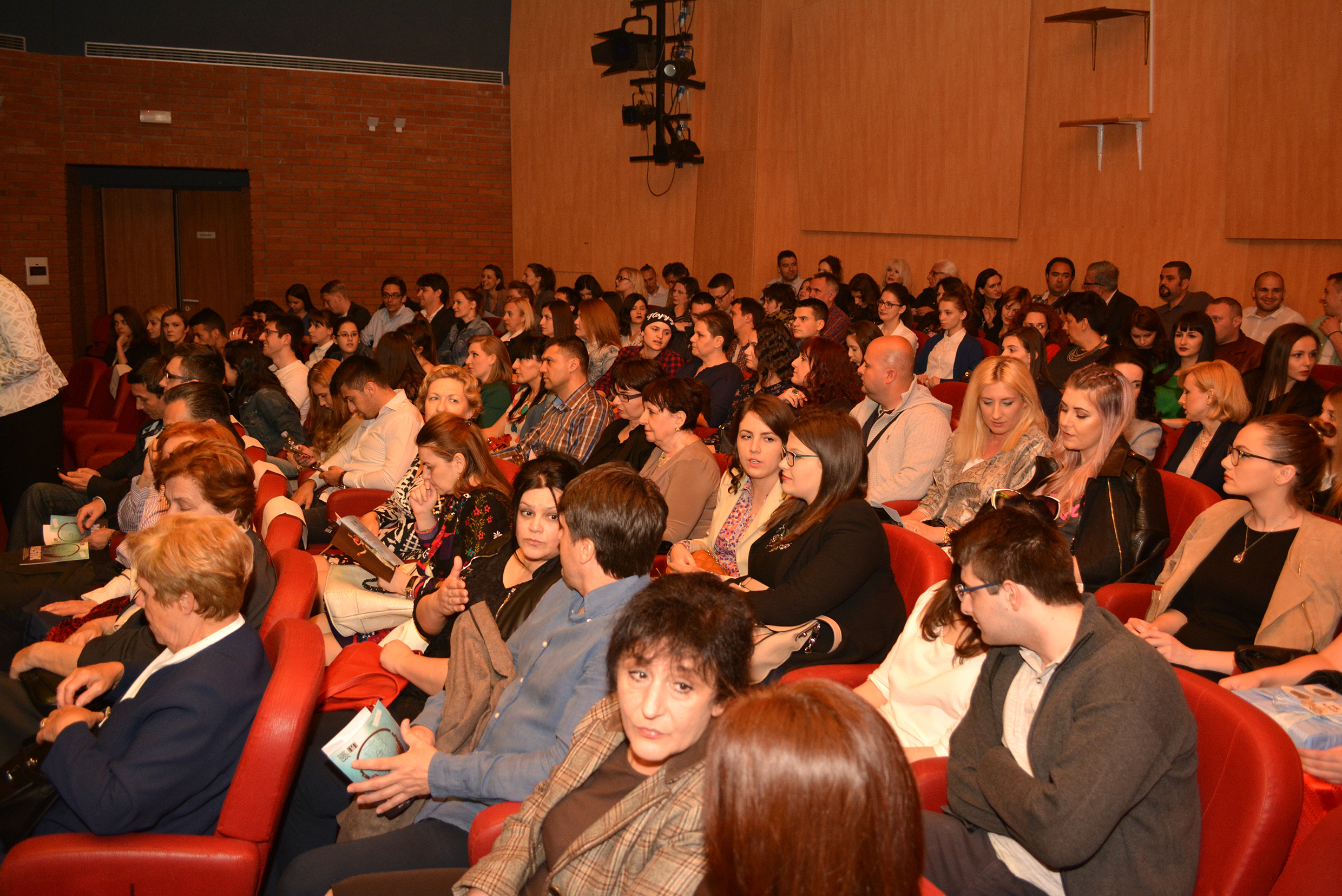 20160407_2_15380515_7447223