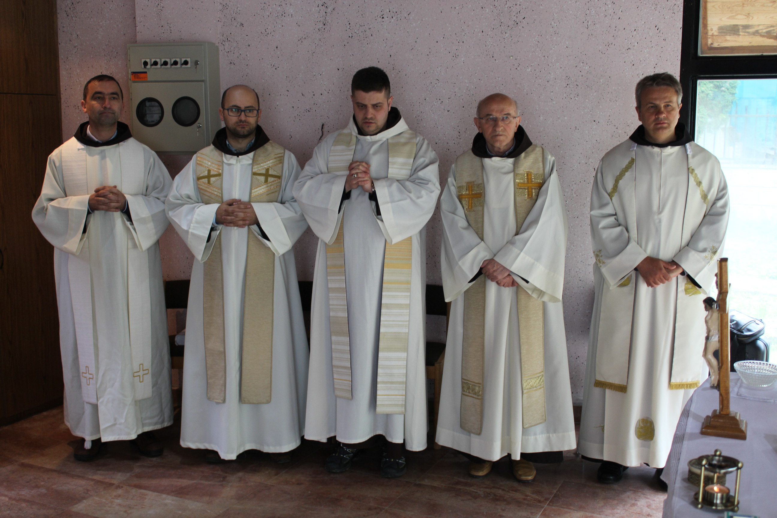 20160409_2_15406210_7492729