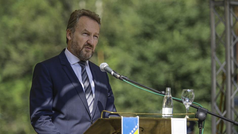 20160908_2_19006677_14001708