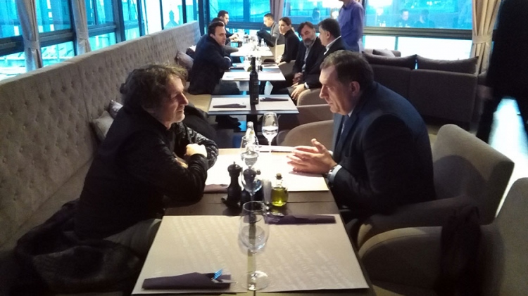 20161221162215_404196