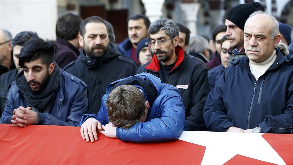 2017-01-01T124220Z_79413084_LR1ED110ZA9WV_RTRMADP_3_TURKEY-ATTACK