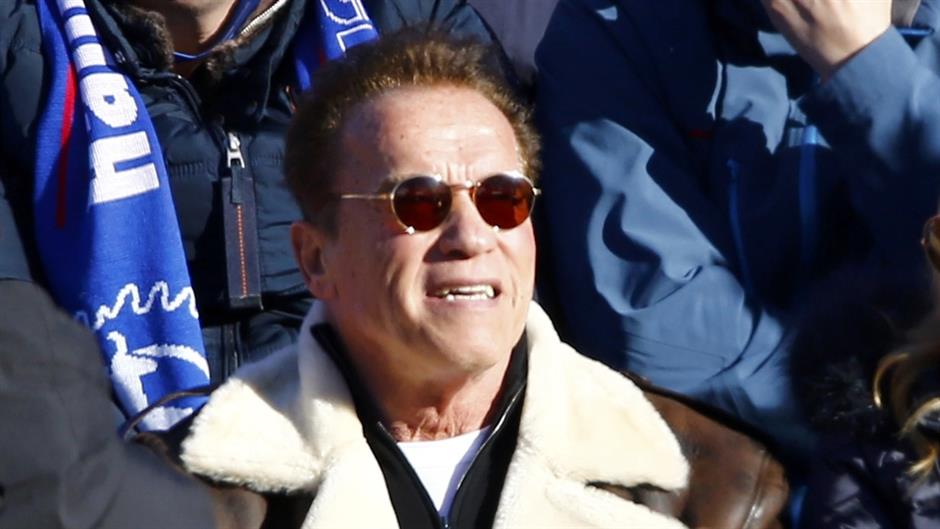 2017-01-21T122433Z_1543490379_LR1ED1L0YGMOK_RTRMADP_3_ALPINE-SKIING-MEN