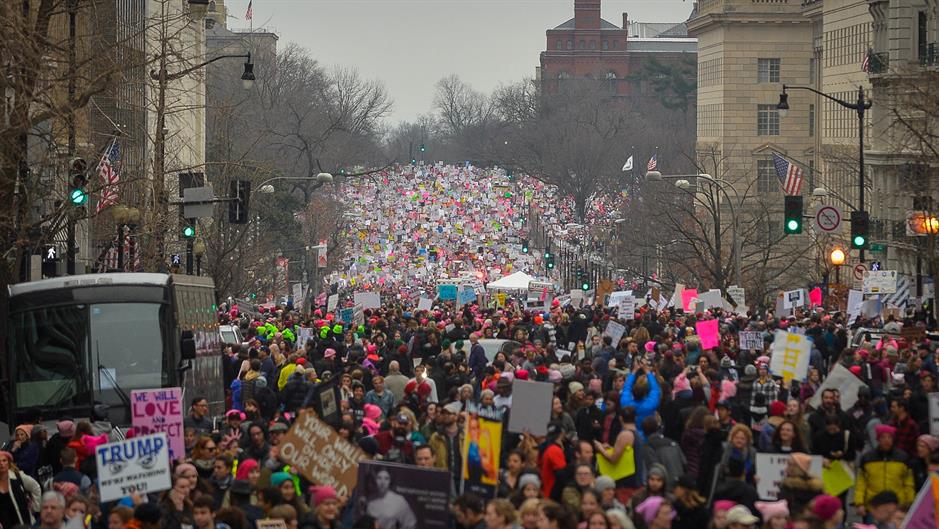 2017-01-21T225733Z_984957835_RC11B1CA3CD0_RTRMADP_3_USA-TRUMP-WOMEN