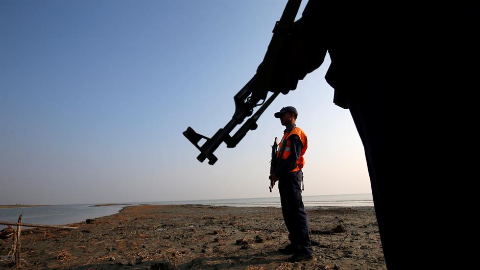 2017-02-03T072859Z_1327568446_RC1C83289E00_RTRMADP_3_MYANMAR-ROHINGYA-BANGLADESH