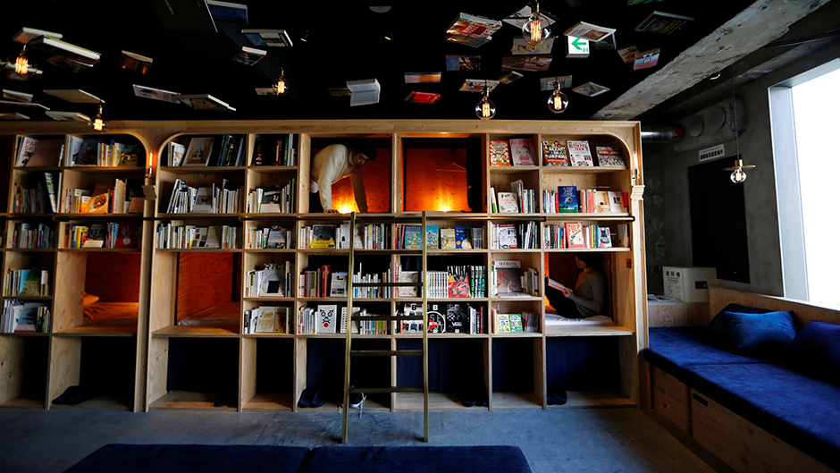 2017-02-05T030554Z_1489175275_RC1AF24F5AE0_RTRMADP_3_JAPAN-HOTEL-BOOK11S