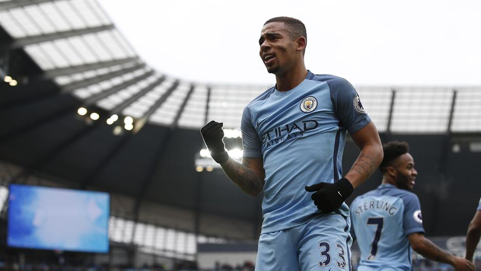 2017-02-05T134147Z_129303707_MT1ACI14747167_RTRMADP_3_SOCCER-ENGLAND-MCI-SWA