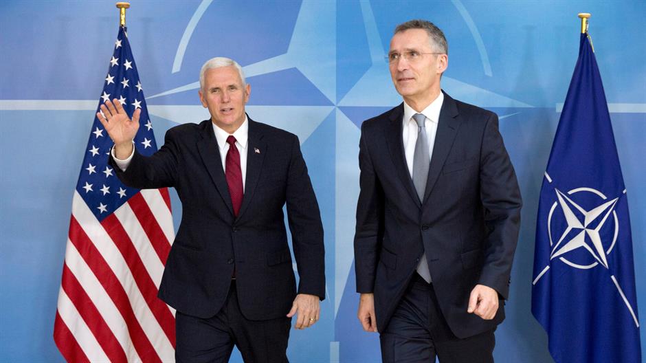 2017-02-20T171033Z_756638769_RC1477021B40_RTRMADP_3_USA-TRUMP-PENCE-NATO