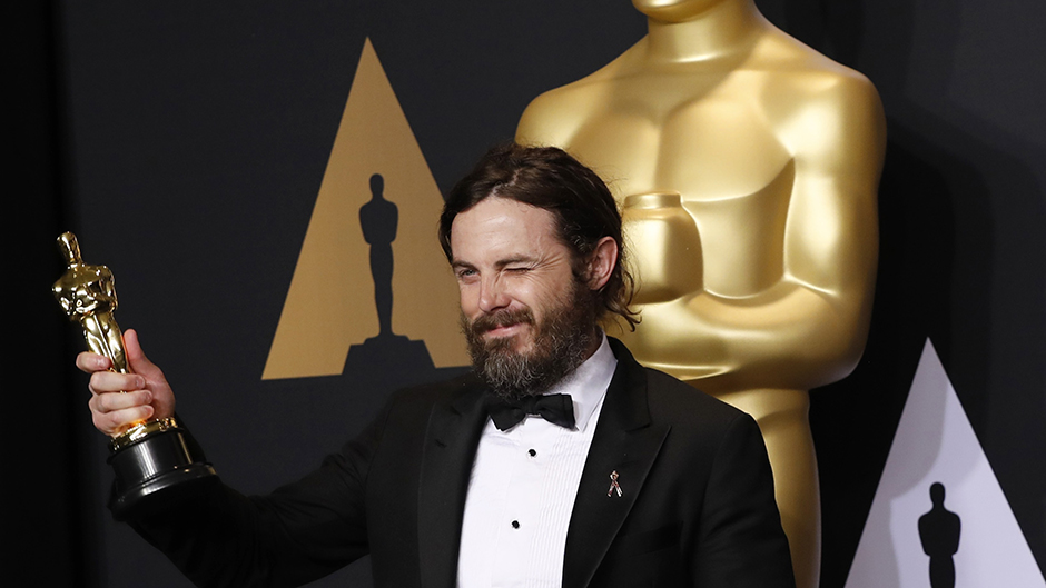 2017-02-27T054007Z_1320352701_HP1ED2R0FQU6O_RTRMADP_3_AWARDS-OSCARS(1) 11