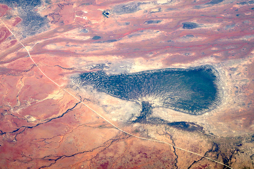 2017-02-28T105733Z_2131509924_RC1F9A95DC00_RTRMADP_3_WEATHER-ELNINO-AUSTRALIA