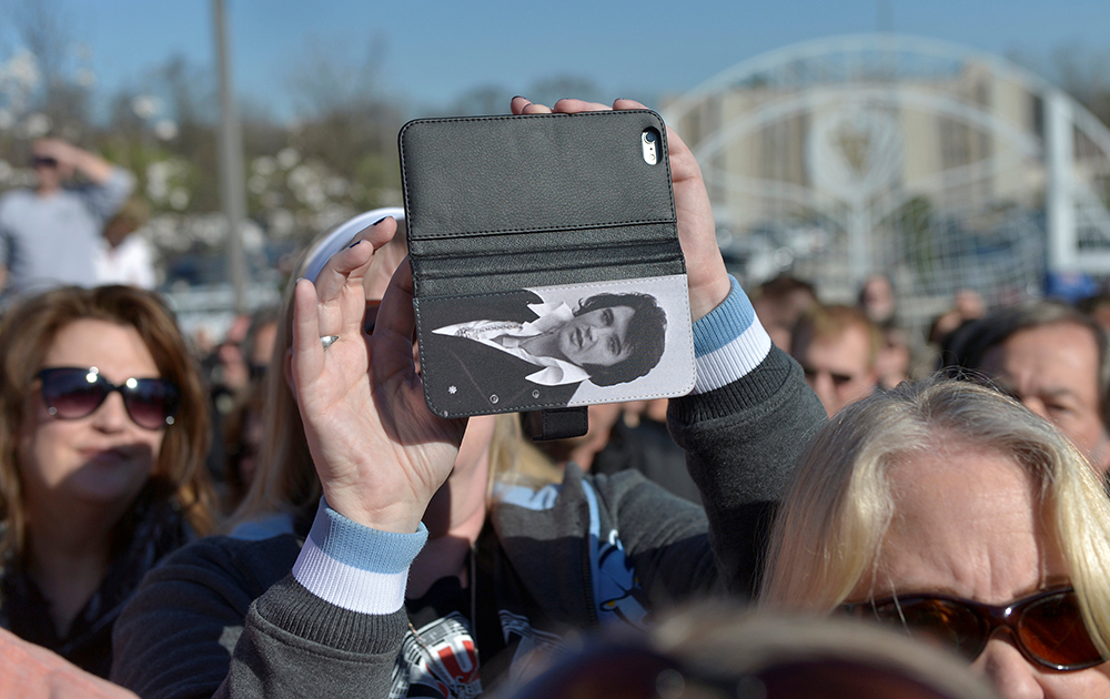 REUTERS/Brandon Dill