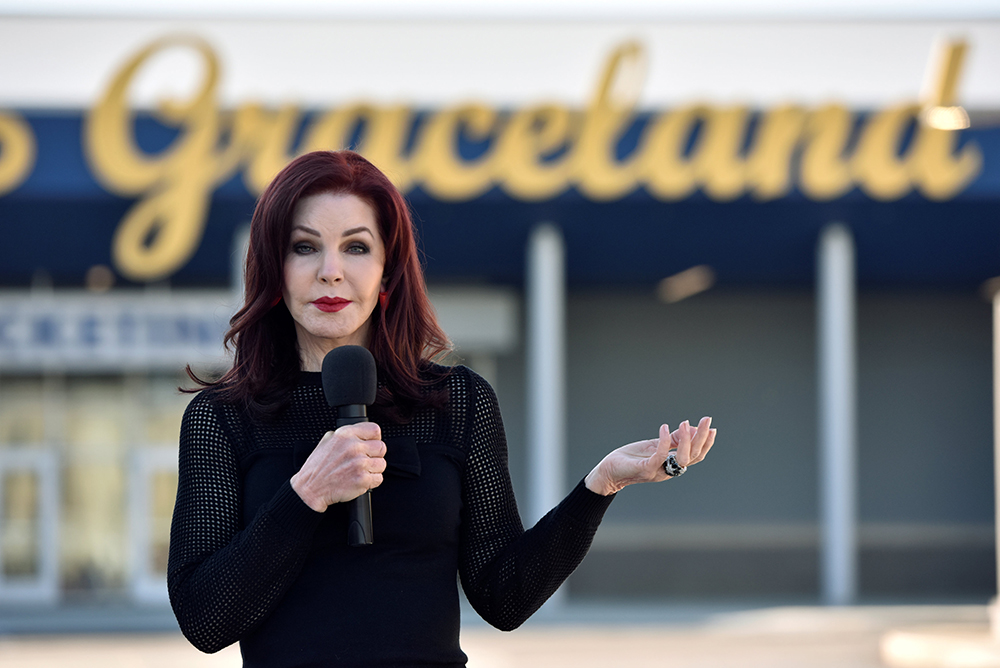 REUTERS/Brandon Dill