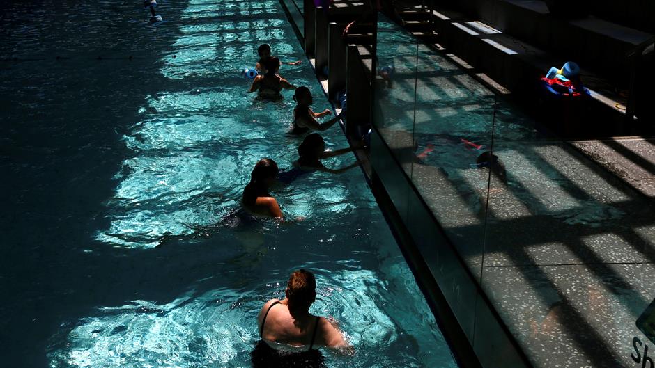 2017-03-09T044022Z_1614074806_RC110DF21390_RTRMADP_3_AUSTRALIA-DROWNINGS