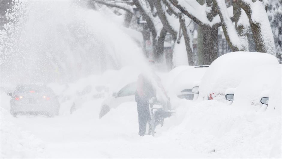 2017-03-15T224640Z_538348659_RC1ECFBD64C0_RTRMADP_3_CANADA-WEATHER