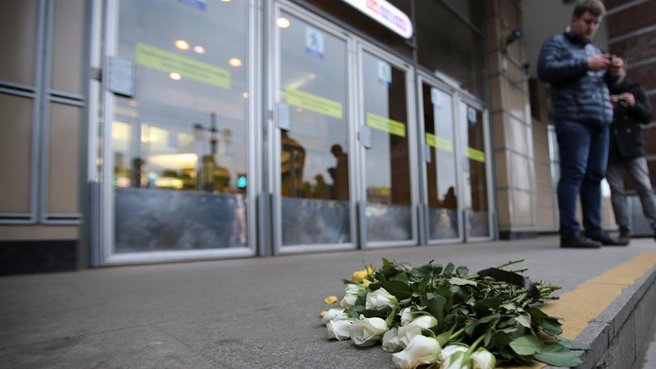 2017-04-03T165042Z_1357853228_RC1C02055AE0_RTRMADP_3_RUSSIA-BLAST-METRO