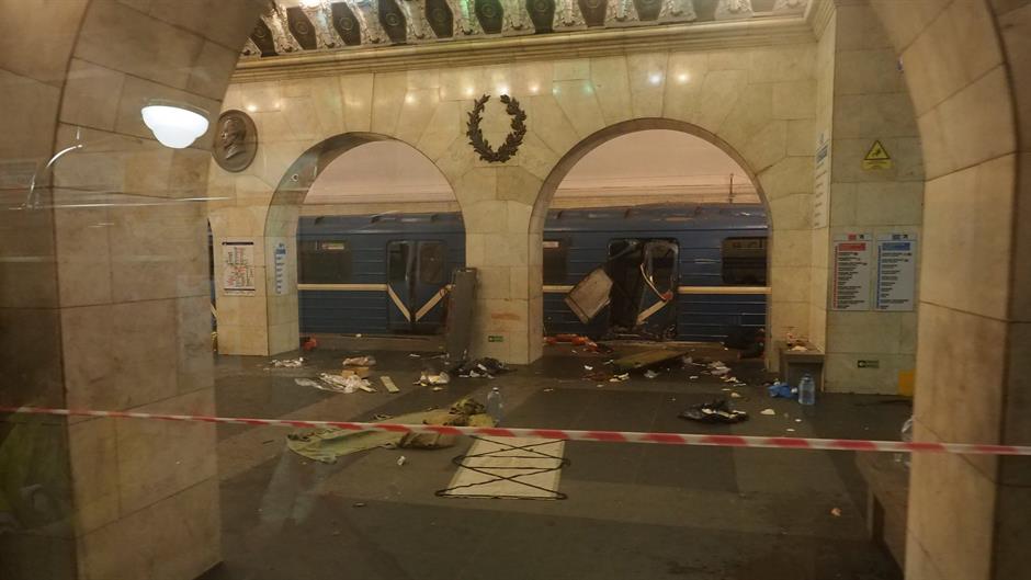 2017-04-03T180046Z_1091357113_RC1326768C30_RTRMADP_3_RUSSIA-BLAST-METRO