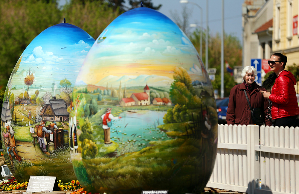 2017-04-09T155729Z_1029446564_RC199E41E970_RTRMADP_3_CROATIA-RELIGION