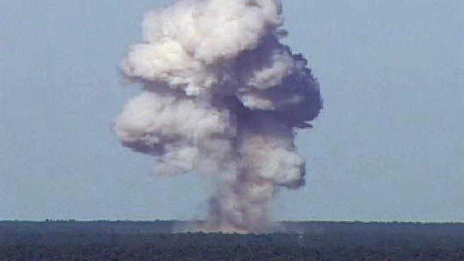 2017-04-13T185052Z_646923391_RC153BCB5B50_RTRMADP_3_USA-AFGHANISTAN-BOMB