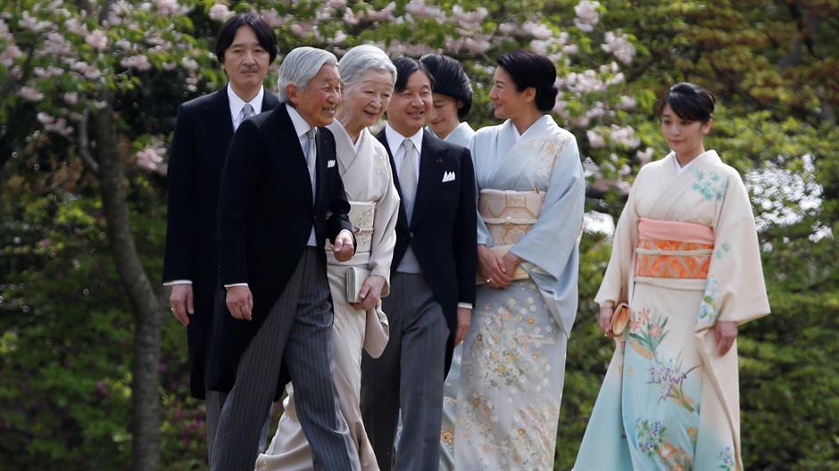 2017-04-20T083710Z_1312267493_RC1116912AF0_RTRMADP_3_JAPAN-ROYALS