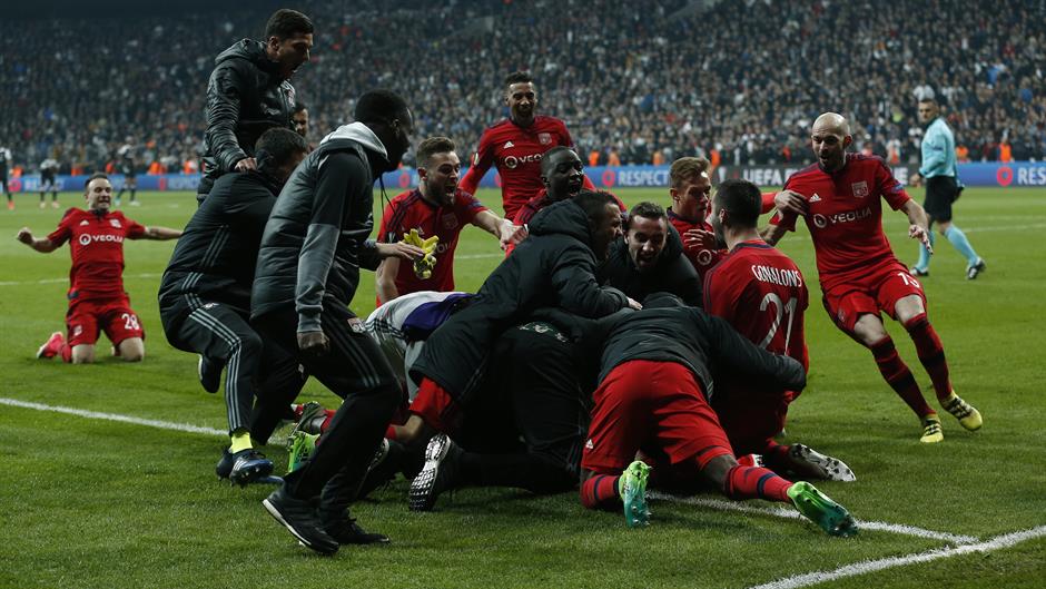 2017-04-20T215800Z_135727080_MT1ACI14781948_RTRMADP_3_SOCCER-EUROPA-BES-LYO