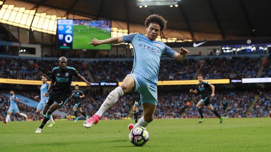 2017-05-16T203133Z_137968293_MT1ACI14794420_RTRMADP_3_SOCCER-ENGLAND-MCI-WBA