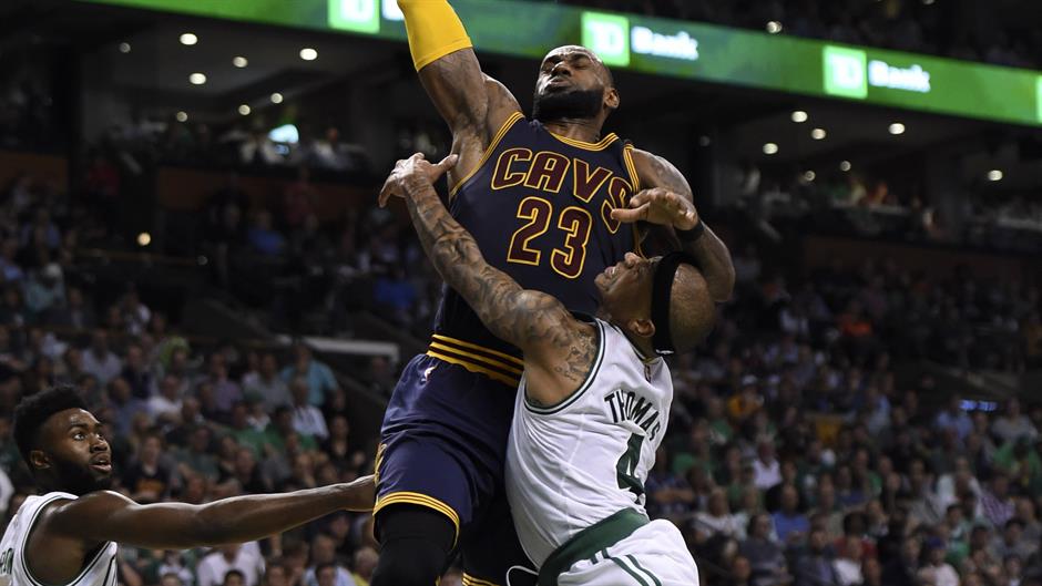 2017-05-18T032410Z_732449181_NOCID_RTRMADP_3_NBA-PLAYOFFS-CLEVELAND-CAVALIERS-AT-BOSTON-CELTICS