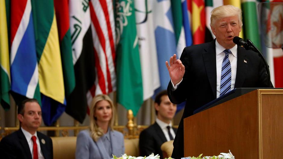 2017-05-21T145037Z_455449346_RC1B95E88070_RTRMADP_3_USA-TRUMP-SAUDI