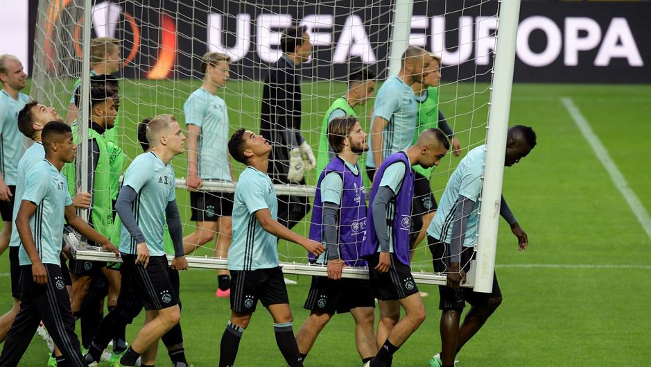 2017-05-23T190841Z_1524794785_RC19E1F53680_RTRMADP_3_SOCCER-EUROPA-FINAL-PREVIEW