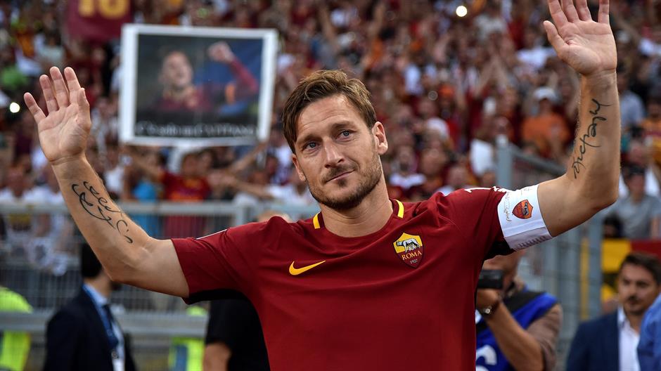 2017-05-28T192822Z_2047259892_RC1526EE5110_RTRMADP_3_SOCCER-ITALY-ROM-GEN