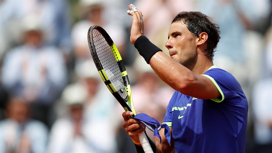 2017-05-29T141008Z_1886664276_RC16B98913B0_RTRMADP_3_TENNIS-FRENCHOPEN