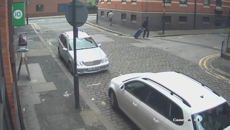 2017-06-01T222548Z_815559581_RC11608AF480_RTRMADP_3_BRITAIN-SECURITY-MANCHESTER