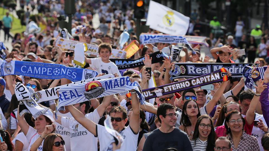 2017-06-04t165432z-2034652480-rc1bb73fc770-rtrmadp-3-soccer-champions-final-madrid-celebrations-124804.jpeg