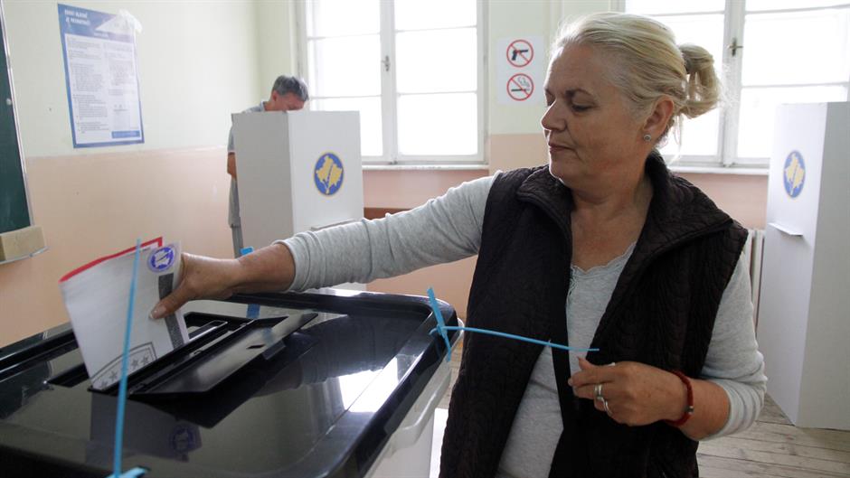 2017-06-11T093749Z_1579667984_RC11C95ECDB0_RTRMADP_3_KOSOVO-ELECTION