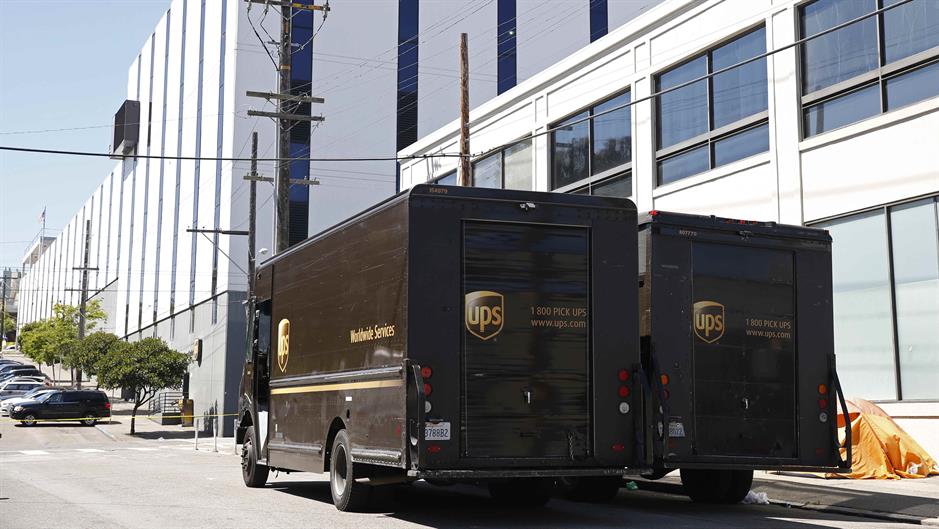 2017-06-14T181602Z_984347262_HP1ED6E1EQP0Z_RTRMADP_3_CALIFORNIA-SHOOTING