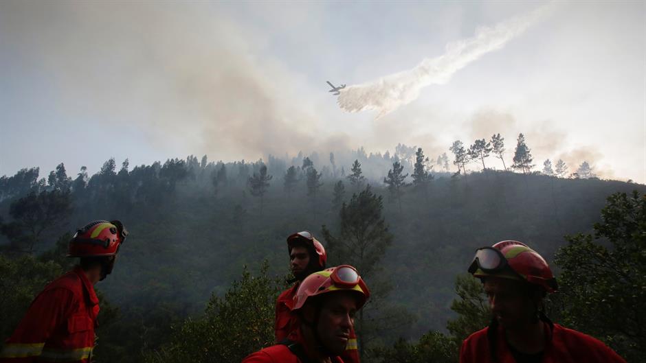 2017-06-19T195003Z_139606977_RC1BE6B588A0_RTRMADP_3_PORTUGAL-FIRE