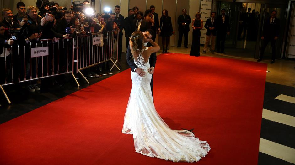 2017-07-01T002154Z_1201823959_RC1FAE04A640_RTRMADP_3_PEOPLE-MESSI-WEDDING