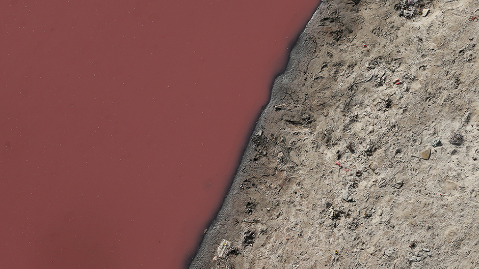 2017-07-10T080117Z_1955775304_RC1FD7827E40_RTRMADP_3_INDIA-GANGES 1