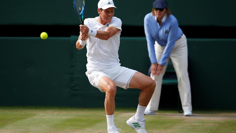 2017-07-14T154747Z_1982982201_RC170580B320_RTRMADP_3_TENNIS-WIMBLEDON