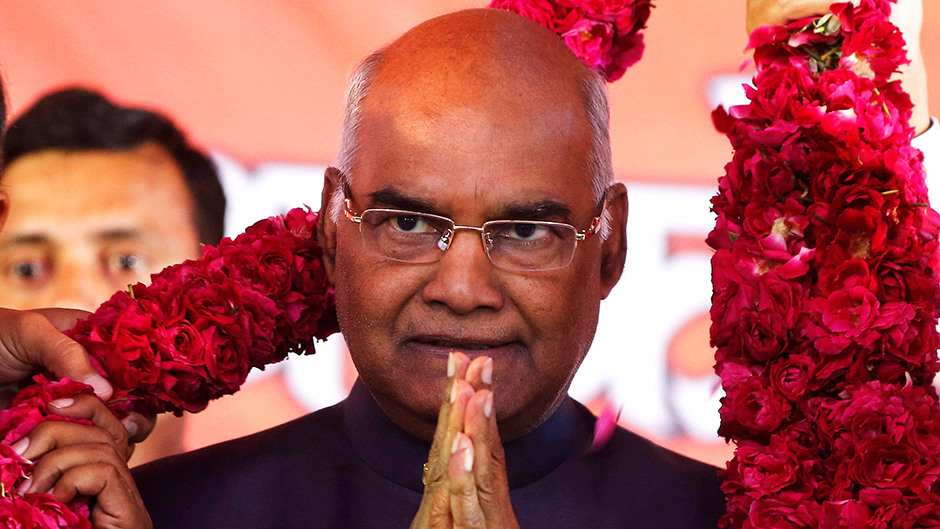 2017-07-15T151443Z_1390540892_RC15E96C91F0_RTRMADP_3_INDIA-POLITICS
