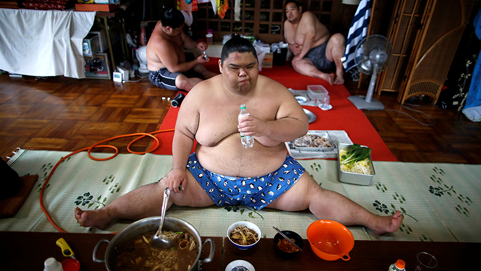 2017-07-18T222444Z_1012891406_RC124B8DBF40_RTRMADP_3_JAPAN-SUMO(1) 1