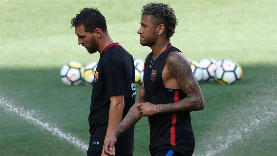 2017-07-21T224521Z_2121332318_RC188E0151C0_RTRMADP_3_SOCCER-ICC-FCB