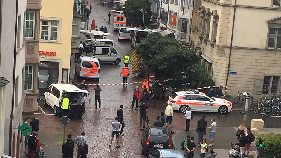 2017-07-24T112410Z_1624269670_RC1967FE32C0_RTRMADP_3_SWISS-ATTACK