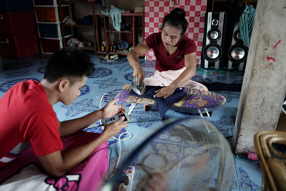 REUTERS/Athit Perawongmetha