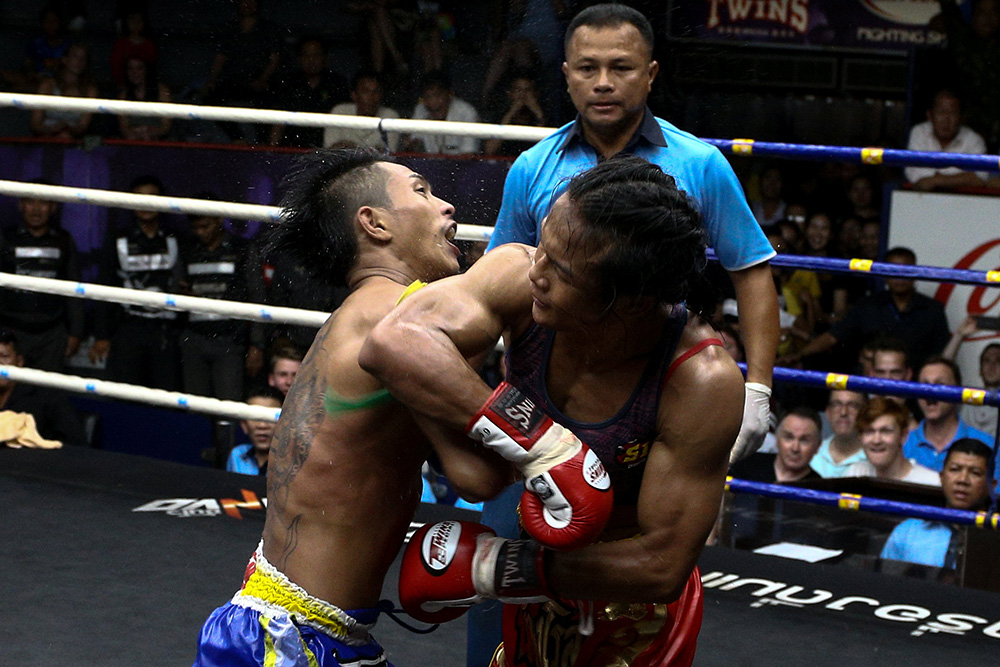2017-07-24T220800Z_1769714631_RC1A1267B710_RTRMADP_3_THAILAND-LGBT-BOXER