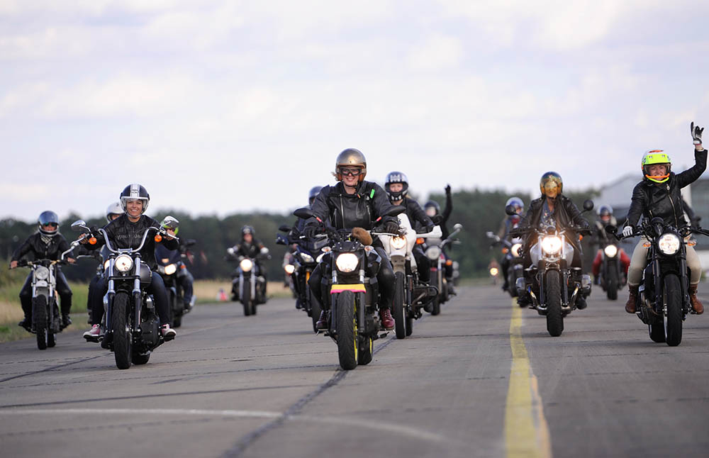 REUTERS/Stefanie Loos