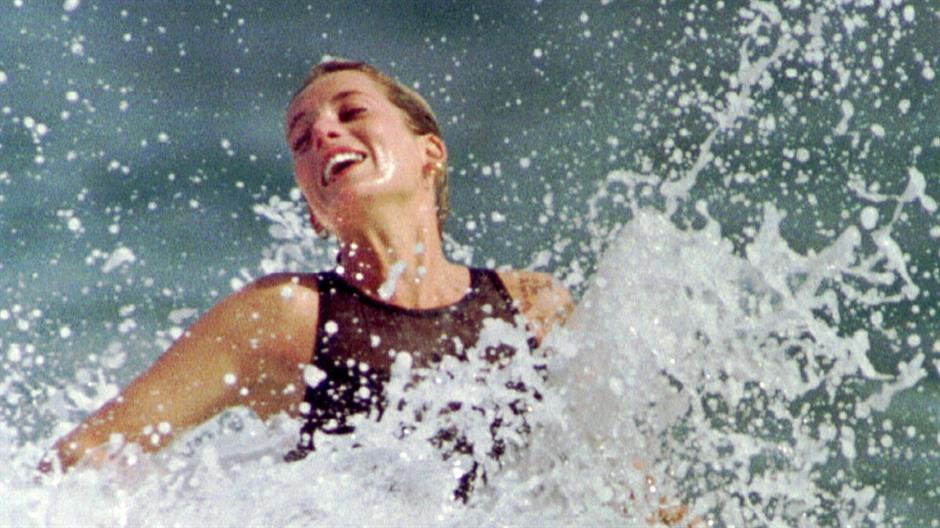 2017-08-01T145353Z_1072672188_RC1EDCEECC60_RTRMADP_3_BRITAIN-ROYALS-ROYALS