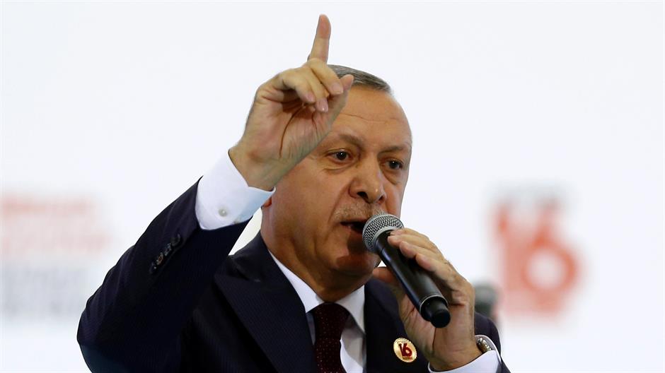 2017-08-14T185626Z_1815268479_RC1BEFD30020_RTRMADP_3_TURKEY-POLITICS