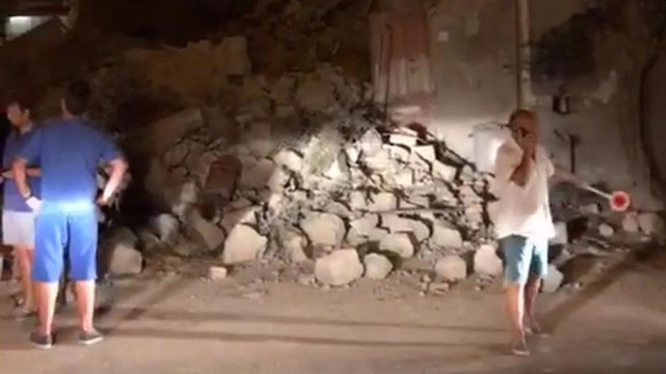 2017-08-22T013902Z_1547338530_RC1B4D20E2B0_RTRMADP_3_ITALY-QUAKE