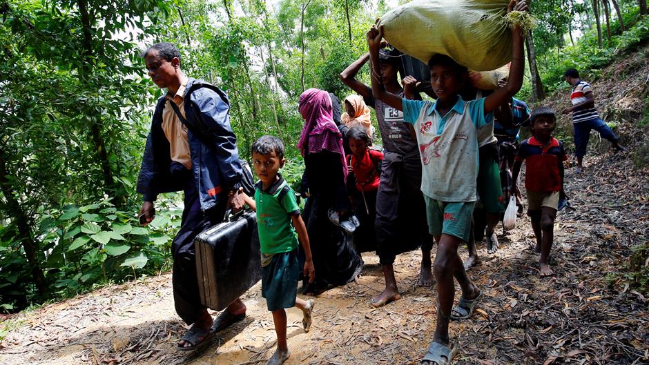2017-08-28T200243Z_12907709_RC1C5320CB40_RTRMADP_3_MYANMAR-ROHINGYA-BANGLADESH