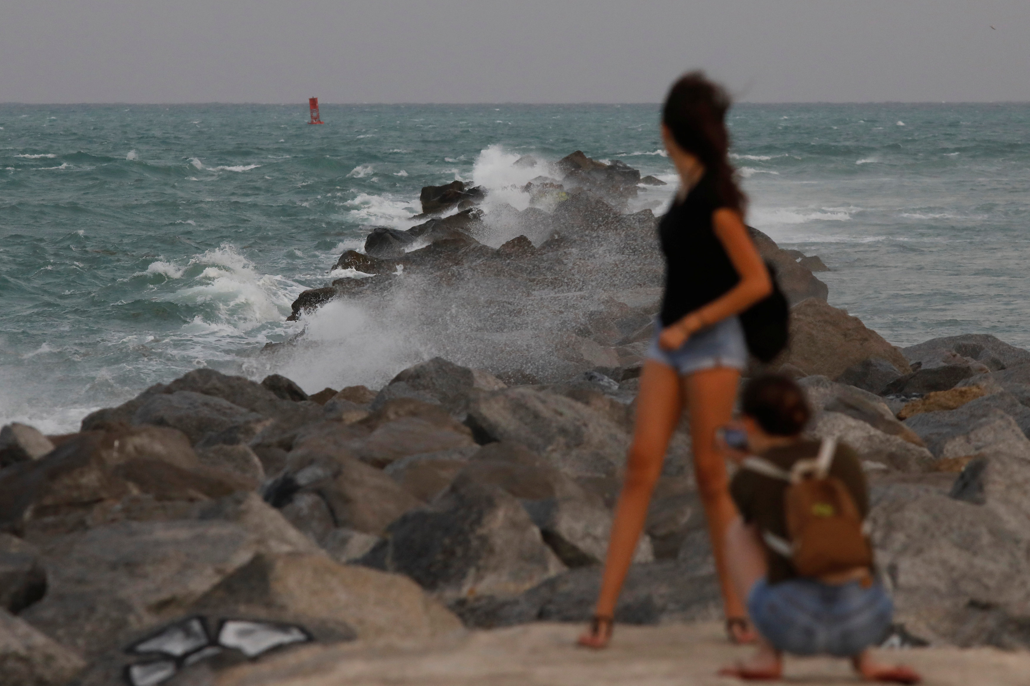 2017-09-08T234219Z_1083232039_RC1D0C7D5150_RTRMADP_3_STORM-IRMA